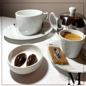 Photo culinaire d'un café de St-Valentin